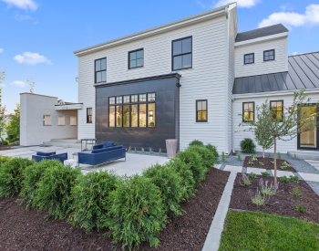 Eco-friendly siding materials used in Mill Valley home